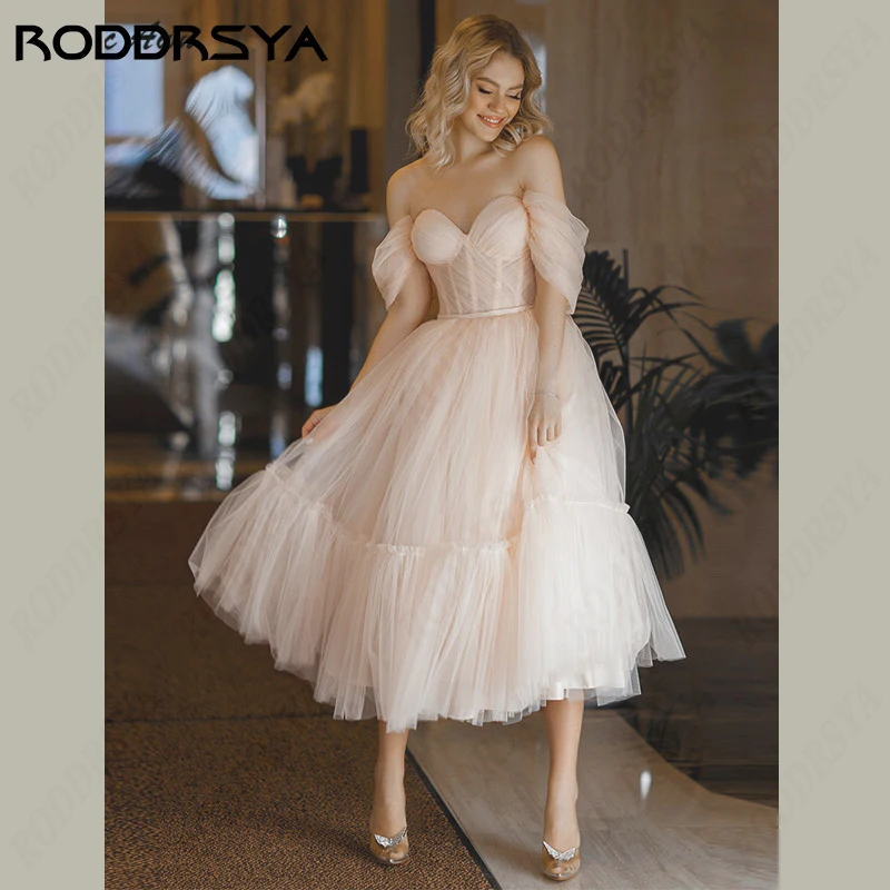 Top Trends: RODDRSYA Sweetheart Off Shoulder Wedding Dresses Beach Short Tulle Bride Party Lace Up Backless Illusion For Women Custom Made Shoppable Styles