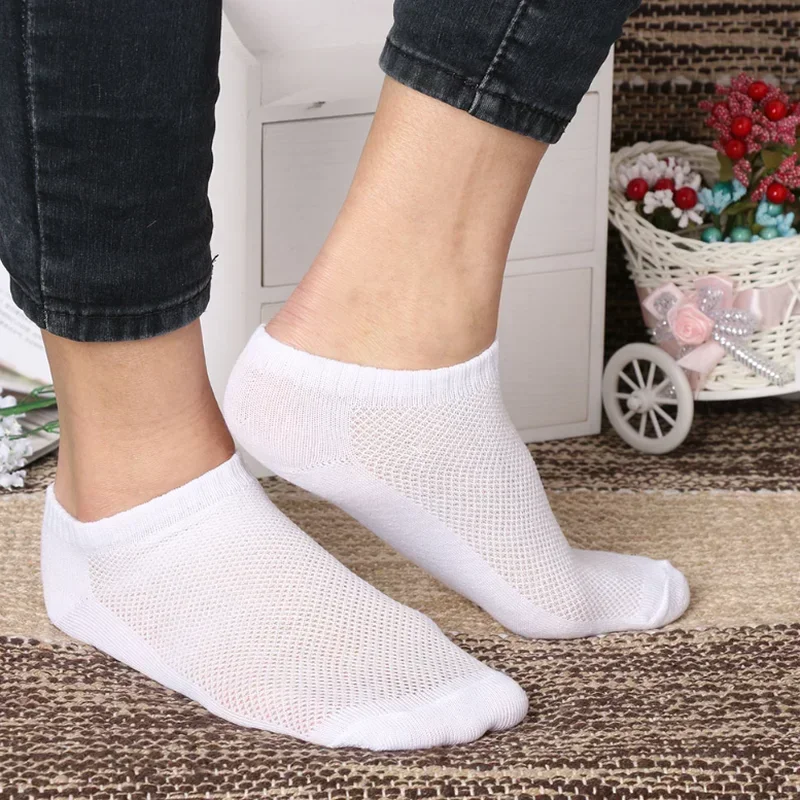 Top Trends: Fashion Men Boat Socks Summer Spring Non-slip Silicone Invisible Mesh Breathable Cotton Sock Male Ankle Sock Slippers Meia Shoppable Styles - Image 6