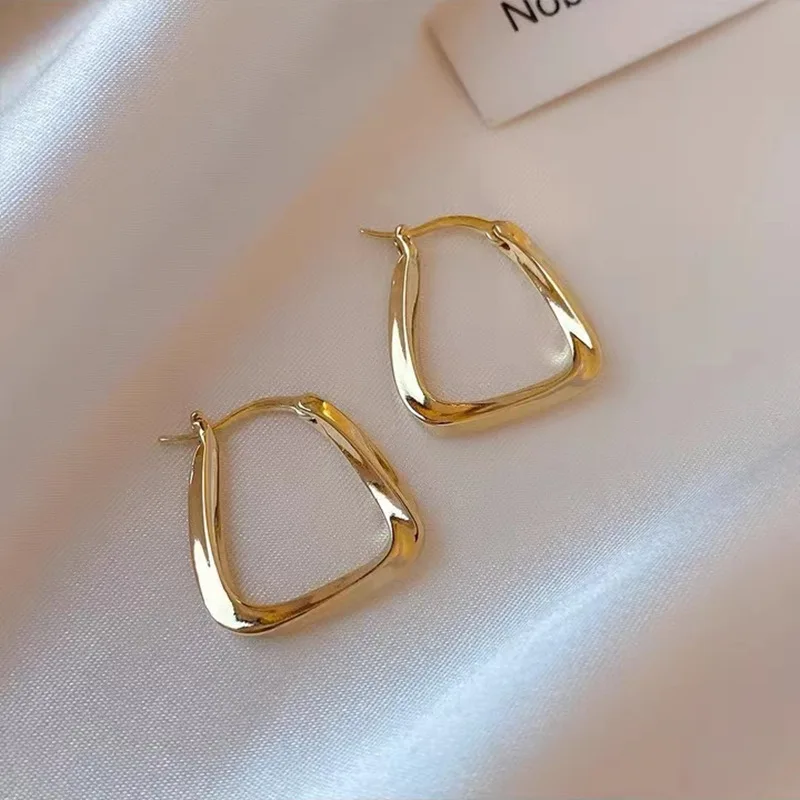 Top Trends: 2023 New Fashion Trend Unique Design Elegant Delicate Geometric Retro Irregular Earrings Women Jewelry Party Gifts Wholesale Shoppable Styles