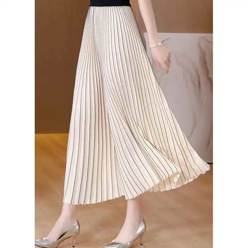 Top Trends: Elegant Vintage Women Oversized Pleated Pants Spring Summer Koreon Streetwear Fashion Big Size High Waist Casual Solid Trousers Shoppable Styles - Image 5