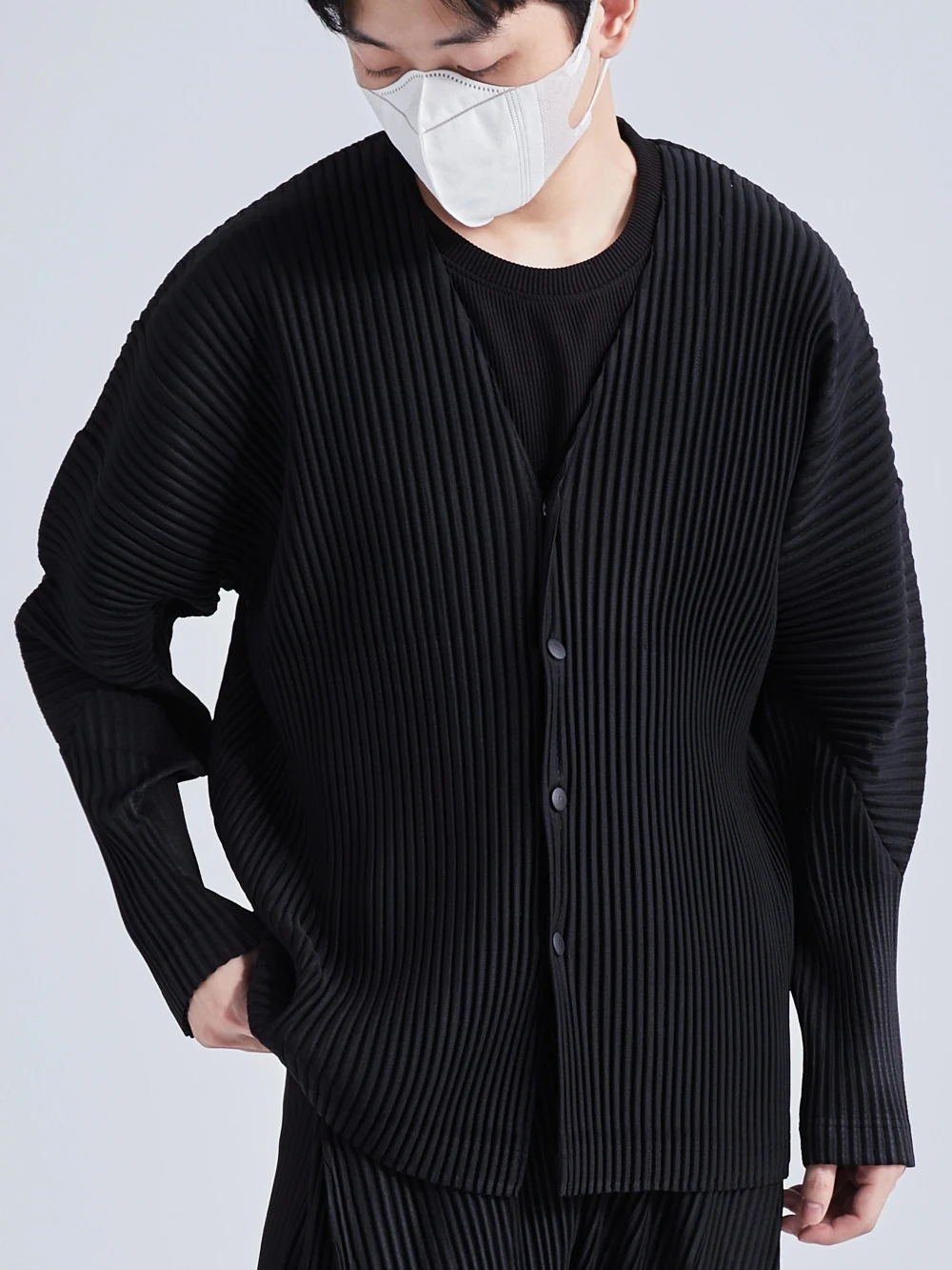 Top Trends: Miyake Pleated Men V-Neck Jacket Coat Collarless Single Breasted Long Sleeve Solid Color Cardigan Shoppable Styles