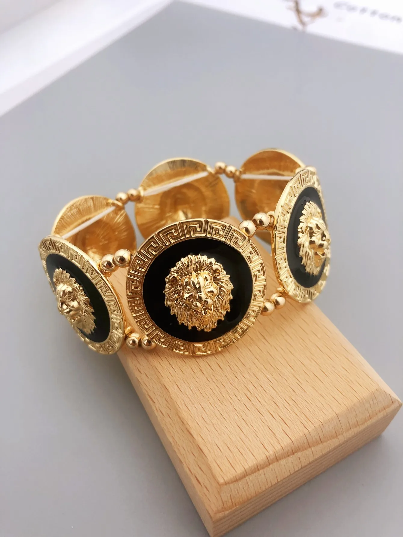 Top Trends: Unique Lion Head Braided Bracelet For Men And Women, Made Of High-Quality Alloy Shoppable Styles