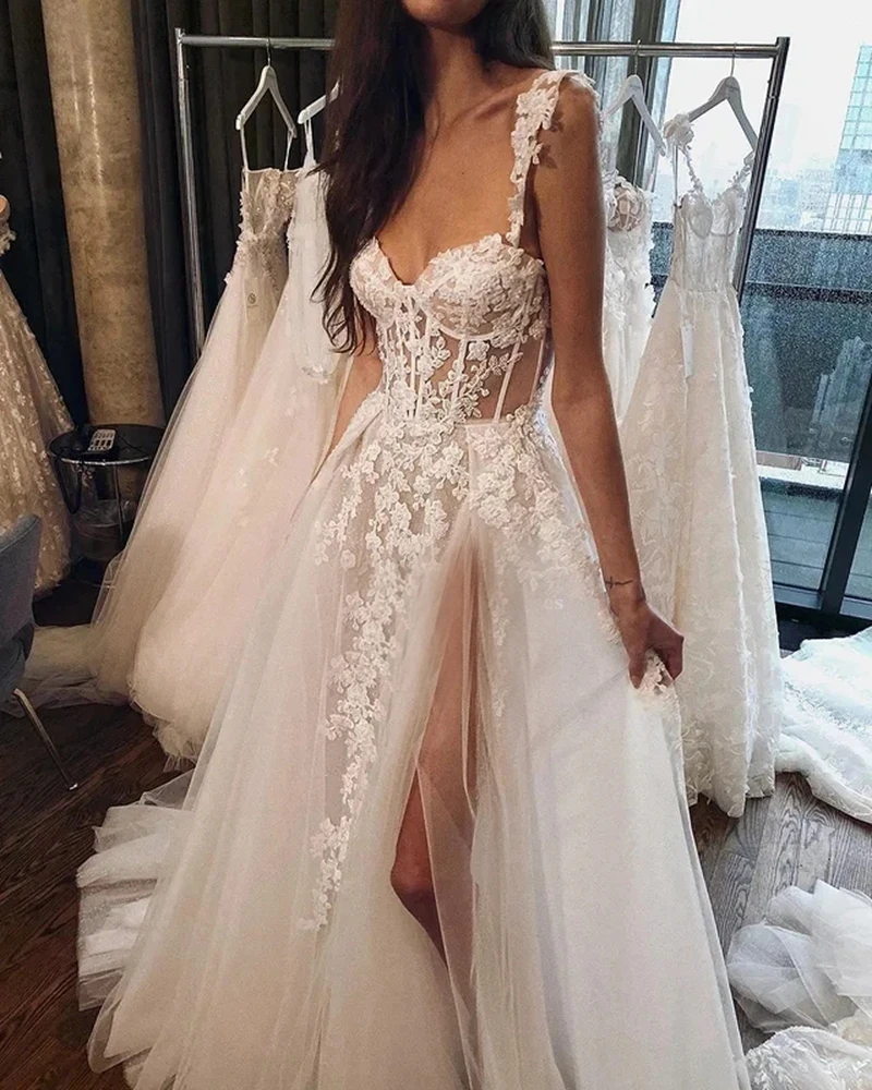 Top Trends: Vintage A Line Appliques Wedding Dresses Sleeveless Fuffy Tulle Ball Gowns Sweetheart Formal Bride Beach Party Vestido De Novia Shoppable Styles