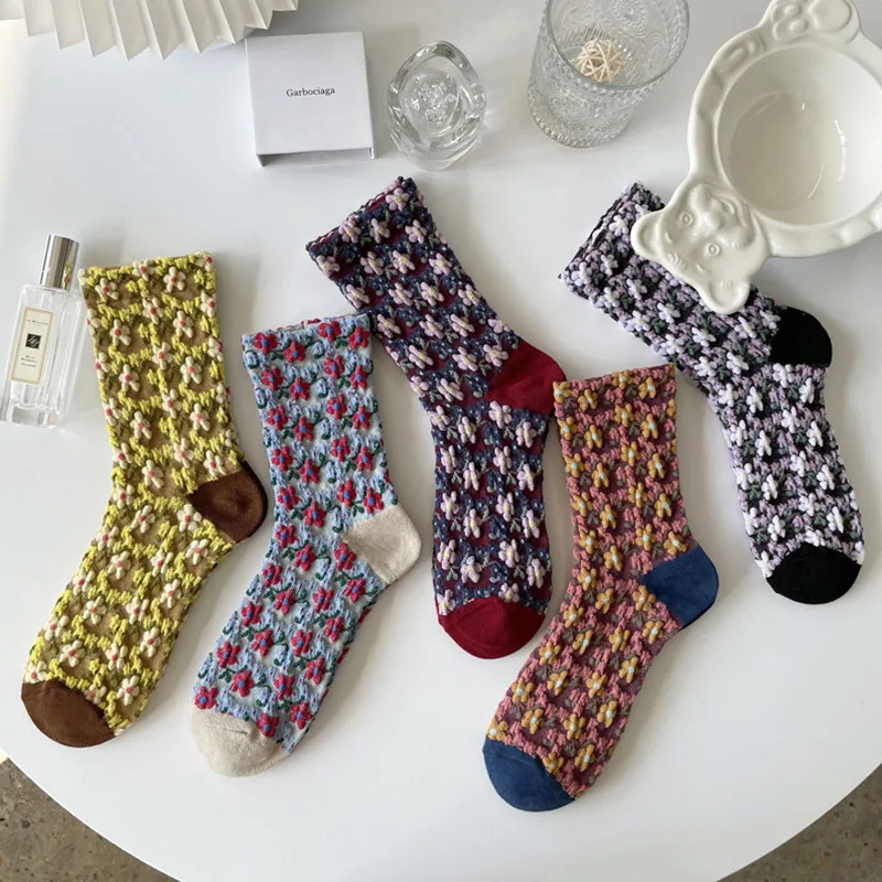 Top Trends: Fashion Harajuku Retro Woman Floral Vintage Jacquard Socks Novelty Ethnic Kawaii Cotton Casual Classic Ladies Girls Funny Sox Shoppable Styles