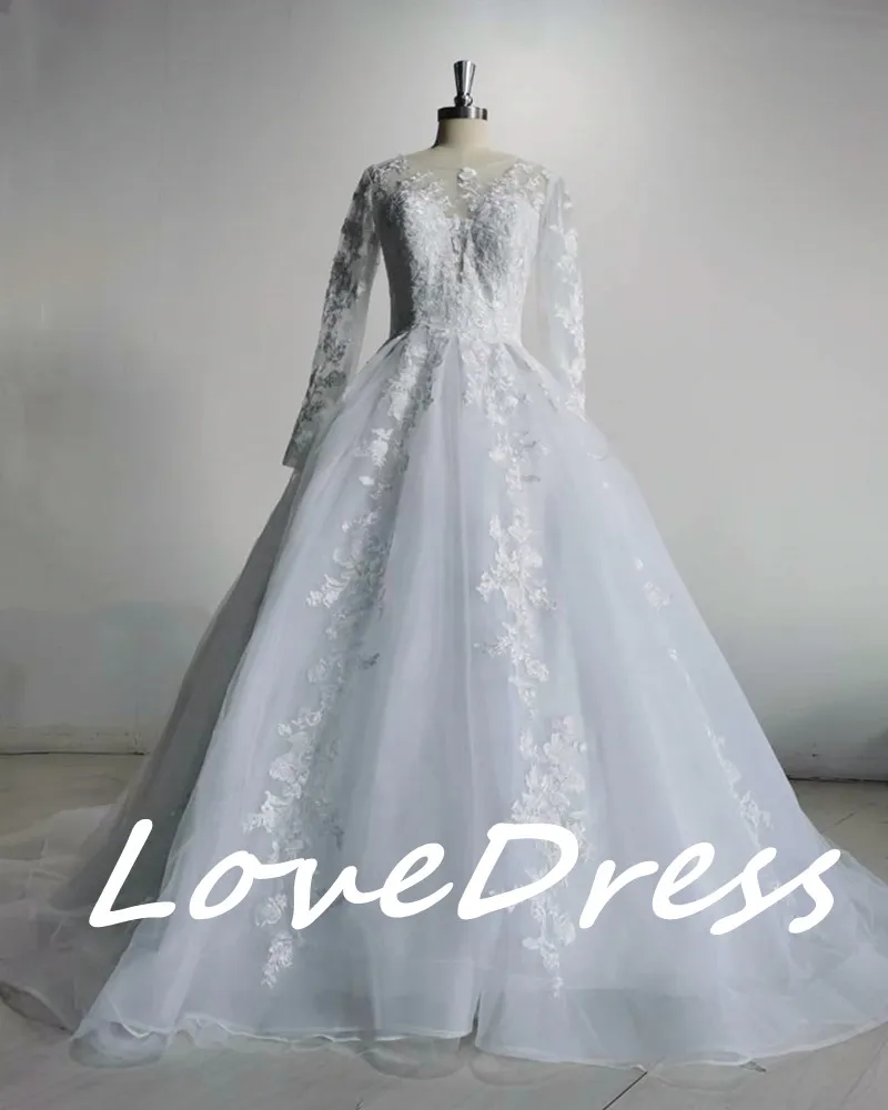 Top Trends: Luxury Pink Long Sleeves Wedding Dress Ball Gown Lace Appliques O-Neck Button Royal Train Bride Gowns Vestido De Novia Princess Shoppable Styles - Image 5