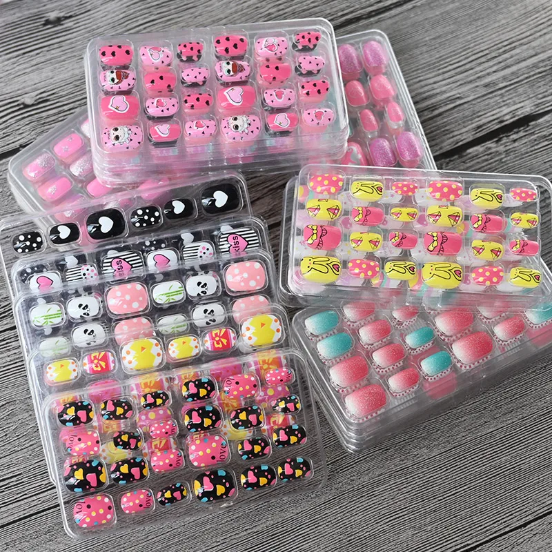 Top Trends: 24pcs / box Candy Kids False Nail Cartoon Full Cover Press On Fake Nails Tips Kawaii Acrylic Artificial Fingernails For Girls Shoppable Styles