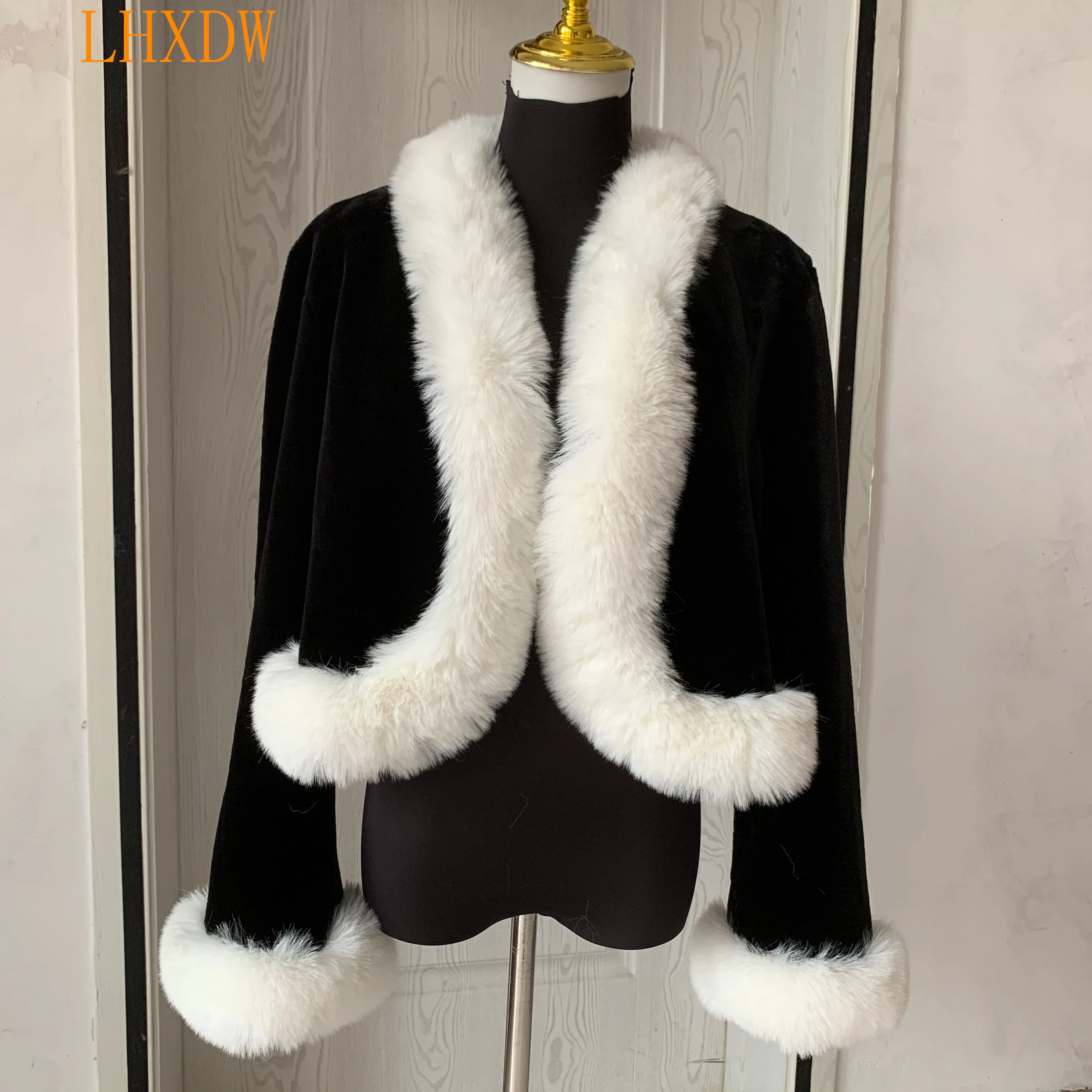 Top Trends: LHXDW 2023 New Faux Fur Cardigan Short Women&#039;s Autumn And Winter Rabbit And Fox Fur Mixed Women&#039;s Sexy Artificial Fur Cardigan Shoppable Styles