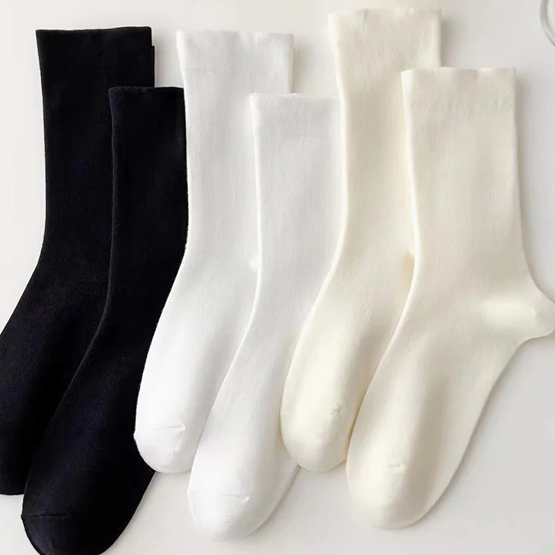 Top Trends: 3 / 5pairsWomen Cotton Loose Socks Knitting Solid Color Black White Student Girls Stockings Elegant Retro Long Socks Breathable Shoppable Styles - Image 4