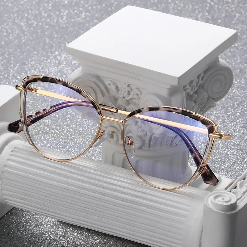 Top Trends: Oval Photochromic Myopia Glasses Women Red Black Tr90 Spring Leg Computer Eyeglasses With Diopters 0 -0.5 -1.75 -2.25 -3.75 -4.0 Shoppable Styles - Image 4