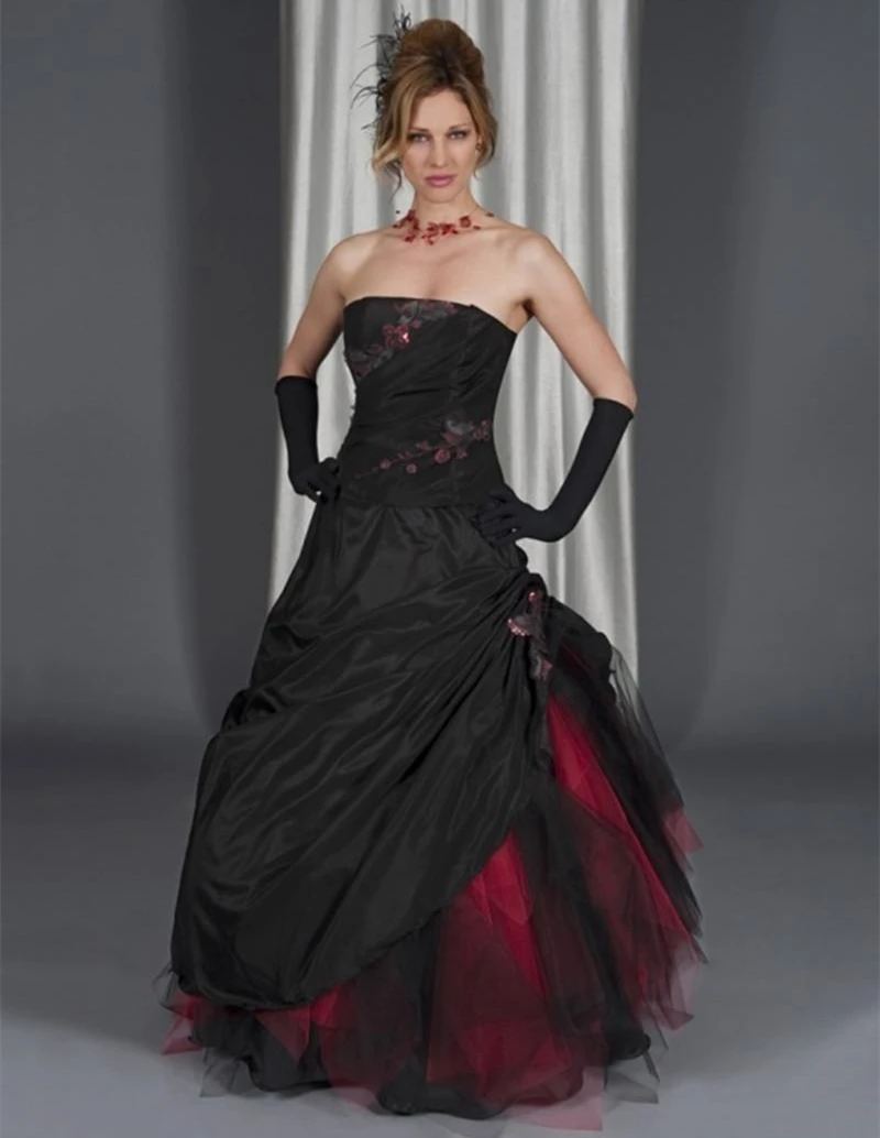 Top Trends: Gothic Victorian Wedding Dresses Black And Dark Red A Line Vintage Bridal Gowns Lace Appliques Ruched Floor Length Shoppable Styles