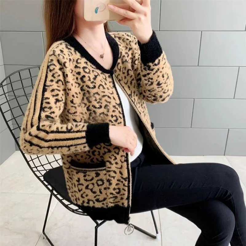 Top Trends: Fashion Loose All-match Zipper Pockets Leopard Cardigan Sweaters Women&#039;s Clothing 2023 Autumn Winter Oversized Casual Warm Tops Shoppable Styles