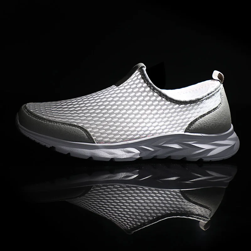 Top Trends: New Lightweight Sports Shoes Summer Couple Breathable Mesh Outdoor Running Shoes Fashion Casual Shoes Trend Men's Sports Shoes Shoppable Styles - Image 5