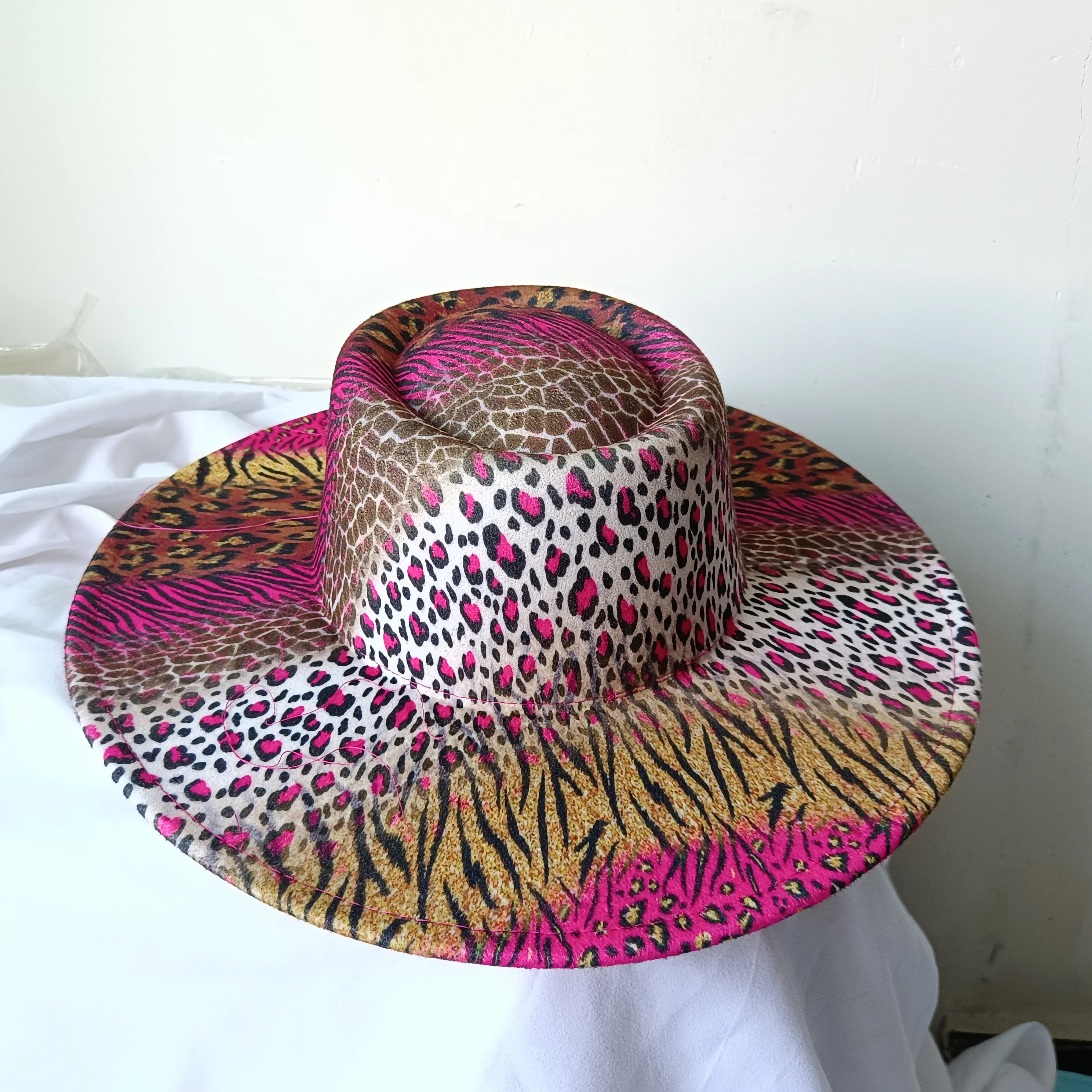 Top Trends: 9.5cm Rose Red Leopard Print Fedora Hat 2022 New Wide Brim Bump Hat Men And Women Fashion Unique Style Ladies Fedora Hat Men Shoppable Styles