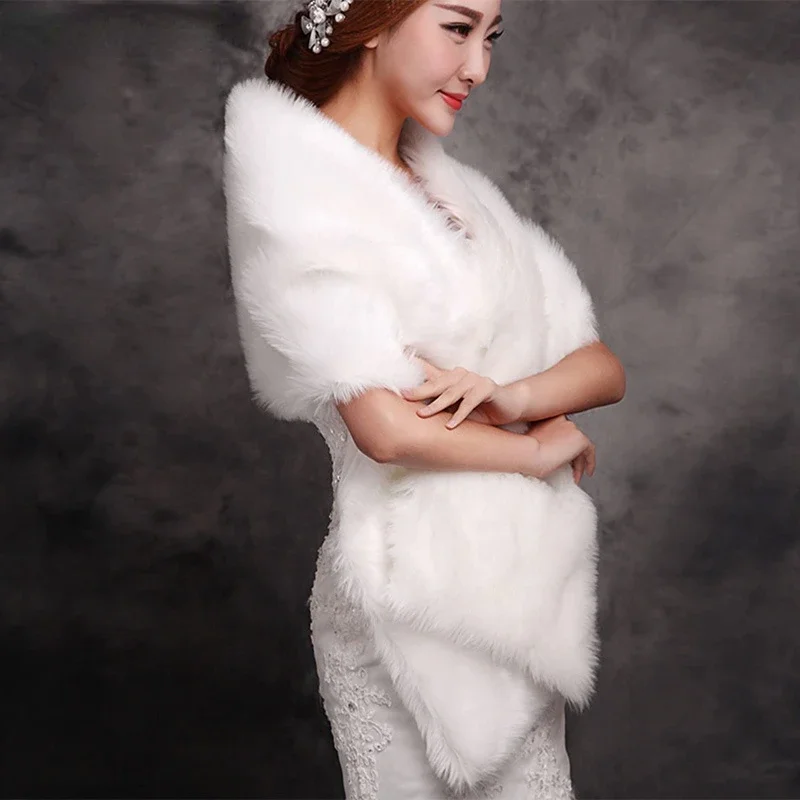 Top Trends: White Winter Wedding Bolero Wedding Shawls Bridal Shrug Faux Fur Women Wraps Bridal Jacket Party Coat Bridal Shawl Shoppable Styles