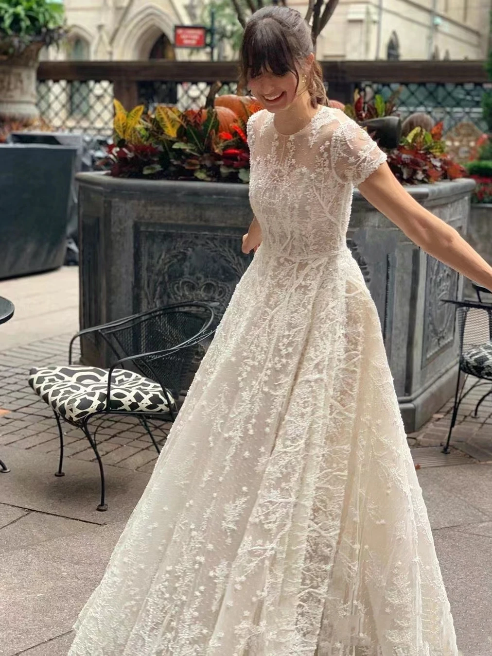 Top Trends: Bohemia Vintage Wedding Dresses O-Neck Short Sleeves Bridal Gowns Lace Appliques A-Line Robes Floor Length Vestidos De Novia Shoppable Styles