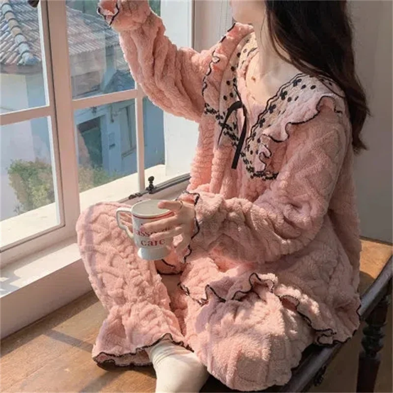 Top Trends: 2023 New Autumn And Winter Coral Velvet Pajamas Women's Sets Thicken Plush Cartoon Flannel Home Wear Suit Two-Piece Suit Student Shoppable Styles