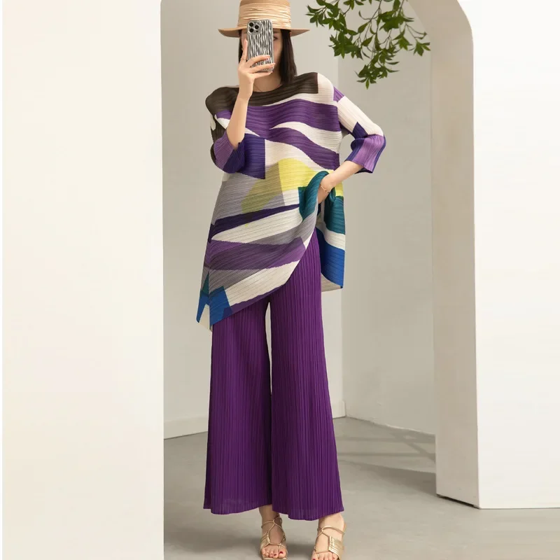 Top Trends: Miyake Pleated Women's Suit Women's Fashion Two-piece Set 2023 Autumn And Winter New Style Printed Mid-length Top Wide-leg Pants Shoppable Styles