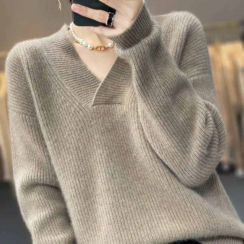 Top Trends: Autumn And Winter New 100 Pure Cashmere Sweater Women's Thickened V-neck Solid Color Sweater Loose All-match Wool Knitted Base Shoppable Styles - Image 2