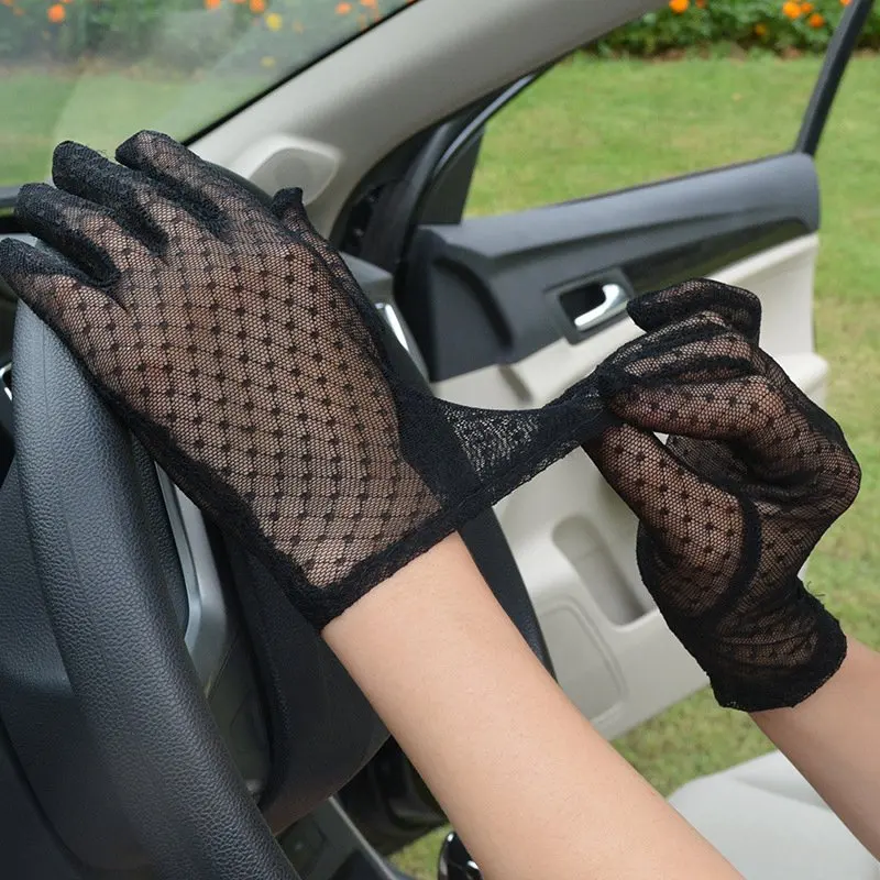 Top Trends: 1 Pairs Women Vintage Elegant Gloves Lace Full Finger Gloves Short Tulle Etiquette Stretchy Black Transparent Driving Mittens Shoppable Styles - Image 5