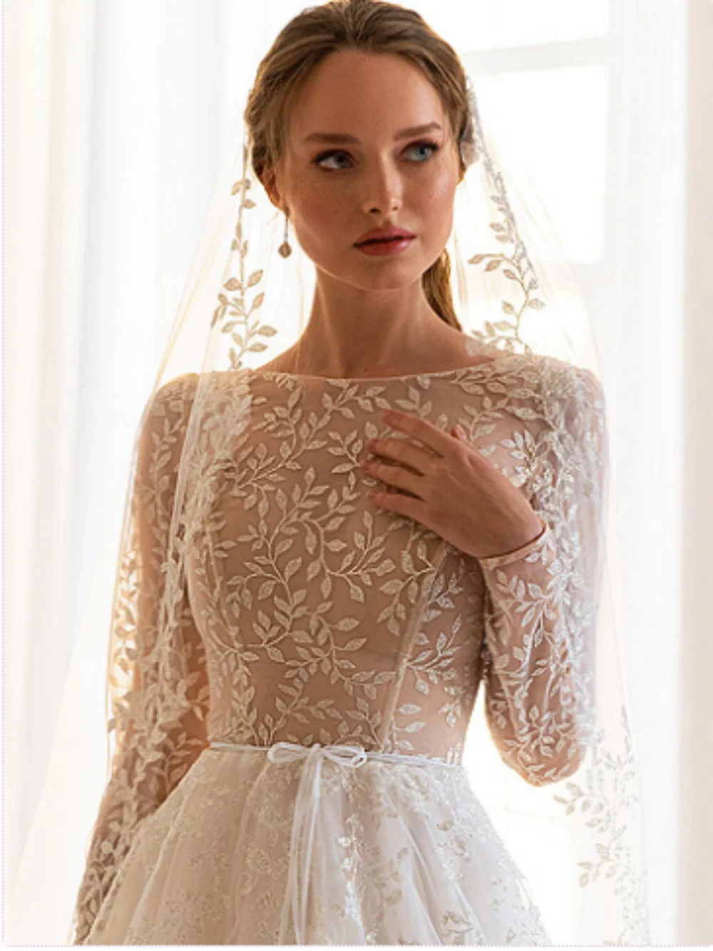 Top Trends: Modest Boat Neck Long Sleeve Wedding Dress Classic Lace Appliques Dress For Bride Elegant A-line Long Bridal Gown Robe De Mariée Shoppable Styles - Image 4