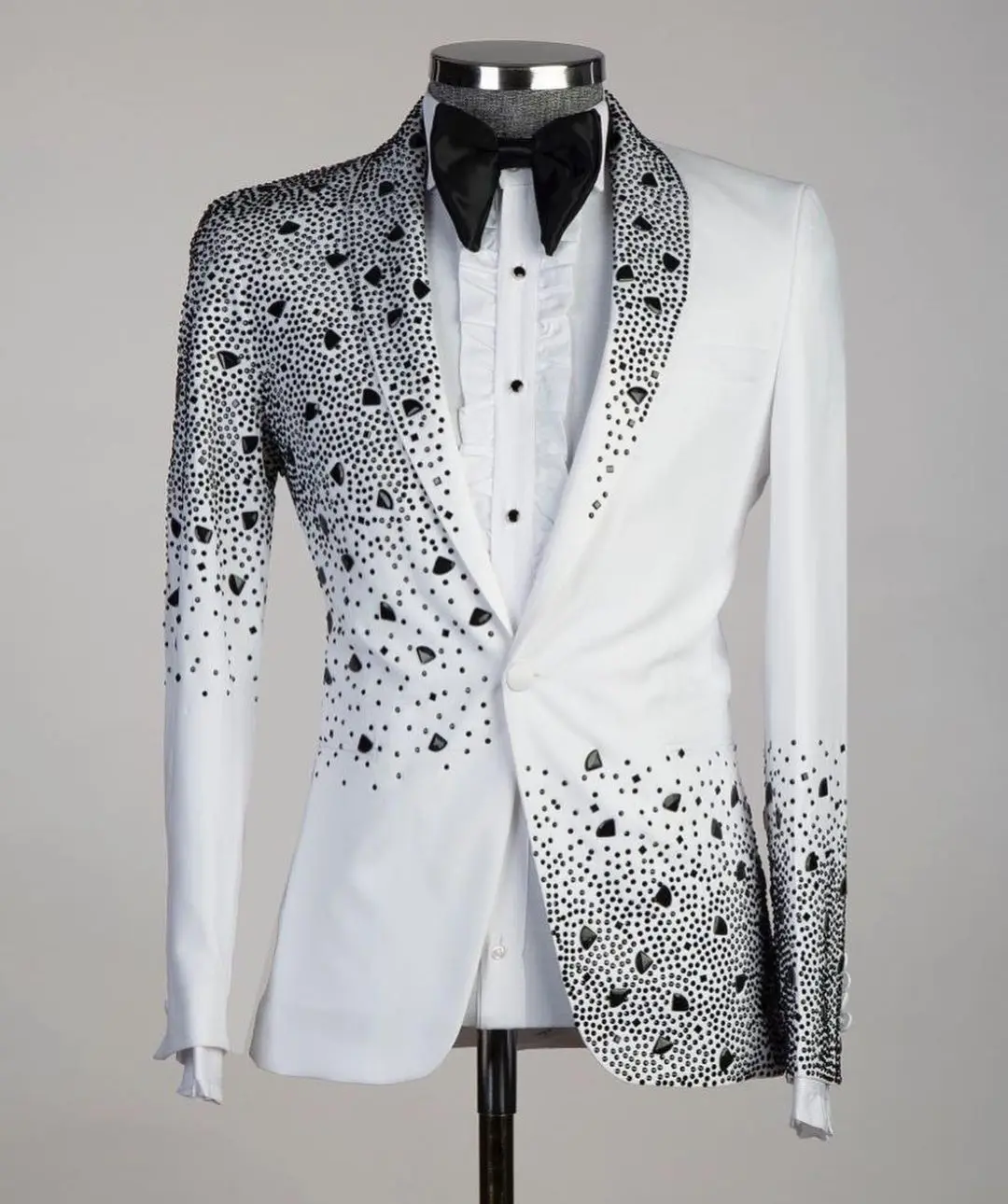 Top Trends: Luxury Beads 2 Pieces Blazer Pants Men Suits Shiny One Button Sheer Lapel Diamonds Formal Party Wedding Groom Plus Size Tailored Shoppable Styles