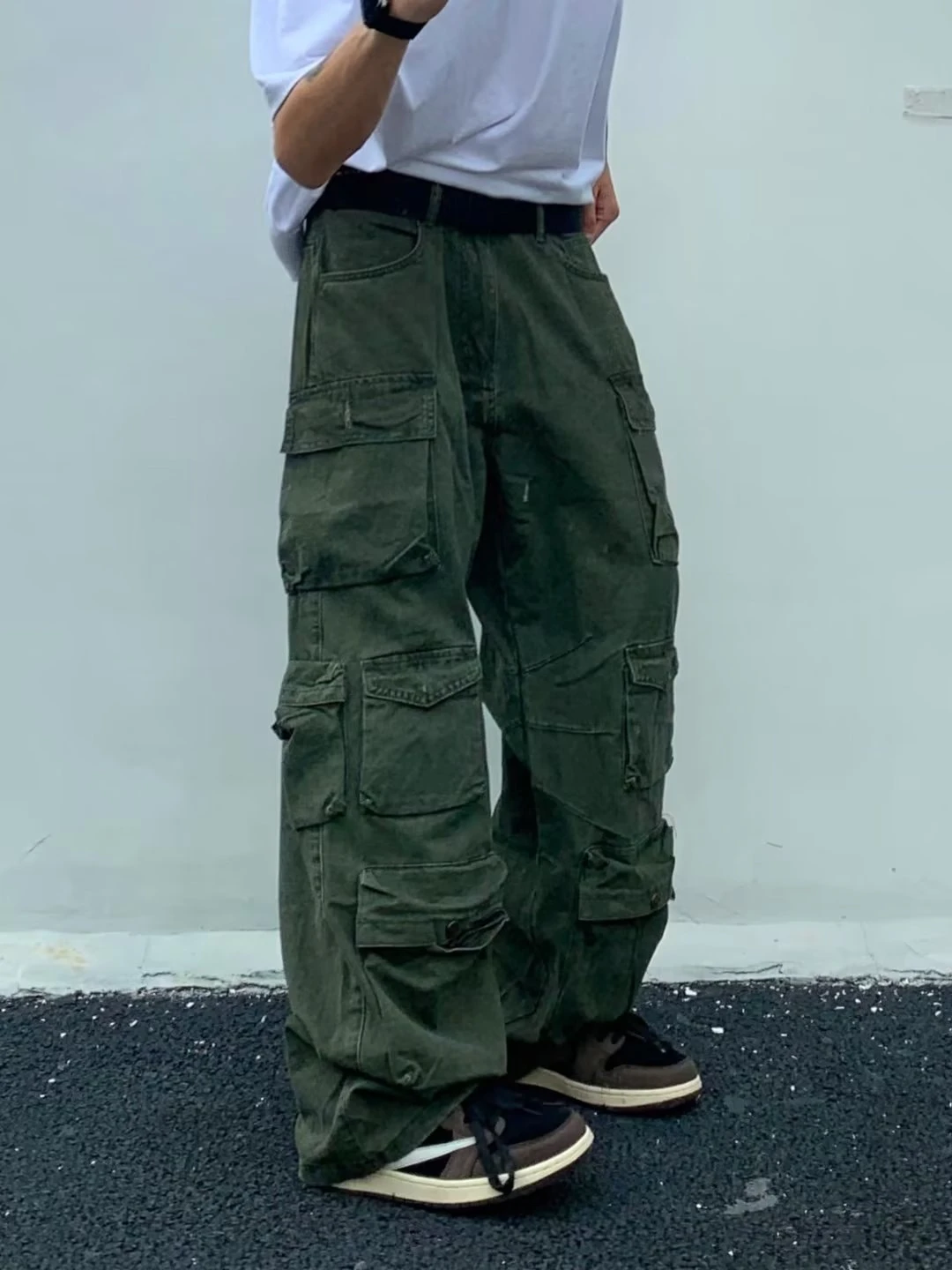 Top Trends: Spring Cargo Pants New Popular Rice White Multi-pockets Overalls Harajuku Stays Men Loose Casual Trousers Straight Mopping Pants Shoppable Styles