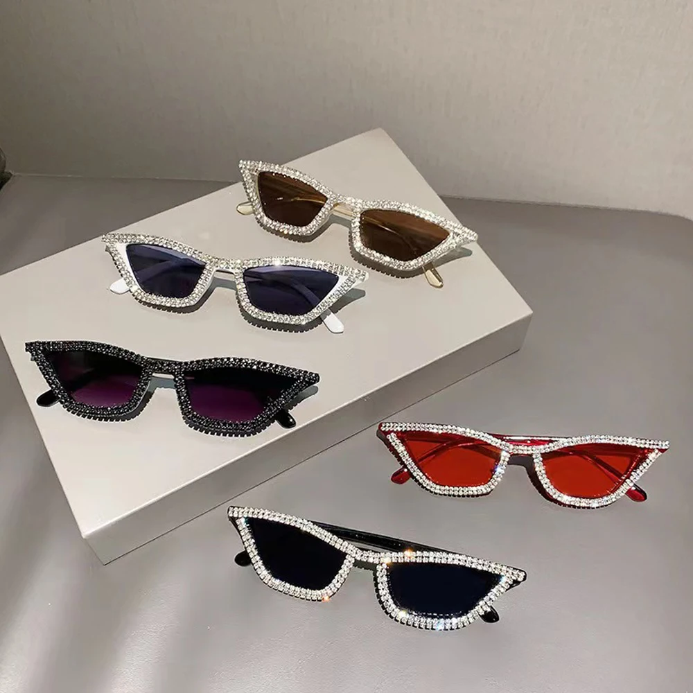 Top Trends: Cat Eye Frame Glitter Sunglasses Diamond Crystal Designer Style Women Black White UV400 Sun Glasses Fashion Eyewear Shoppable Styles - Image 3