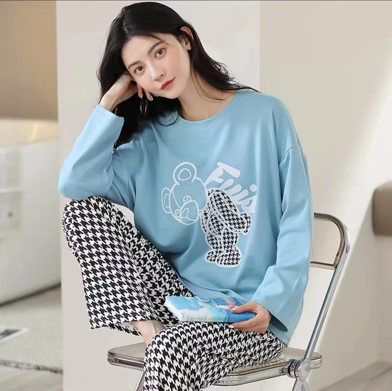 Top Trends: Pajamas Women's Spring And Autumn New Set Print Plus Size Loose Women's Outwear Home Wear Shoppable Styles