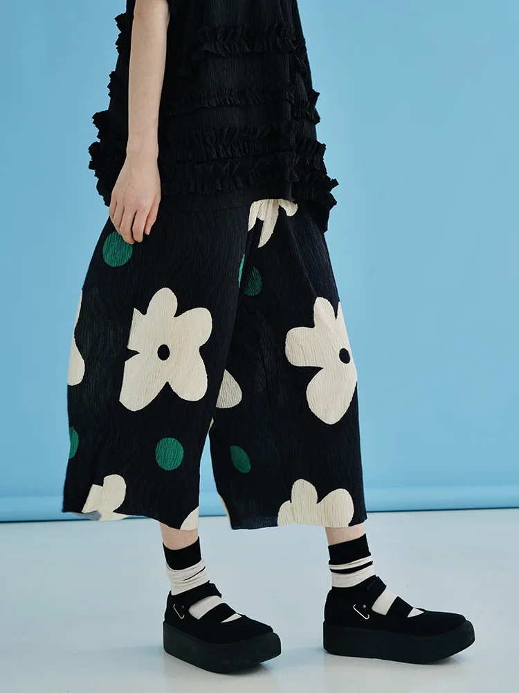 Top Trends: IMAKOKONI Original Design Elasticated Waist Black Summer Thin Style Cropped Pants Wave Dot Printed Nine Cropped Pants 223691 Shoppable Styles