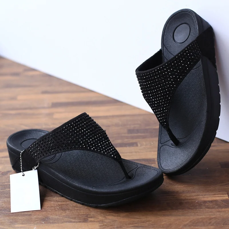 Top Trends: New Rhinestone Summer Women Slippers Flip Flops Women Outdoor Beach Comfort Casual Slippers Indoor Bathroom Platform Sandals Shoppable Styles