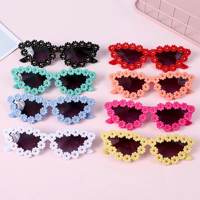 Top Trends: Cute Kids Sunglasses Colors Daisy Cat Eyes Sunglasses New 1-8 Year Old Baby Decorative Sunglasses Trendy Children's Sunglasses Shoppable Styles