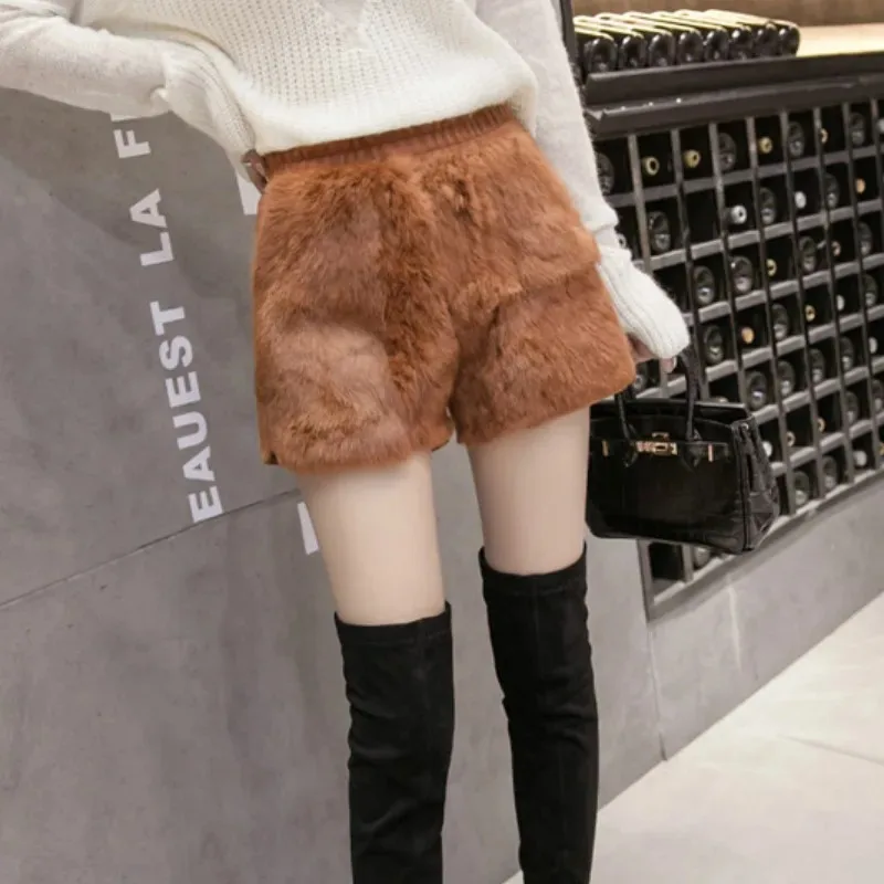 Top Trends: Luxurious High Street Winter Warm Real Rabbit Fur Shorts Thermal Wool Short Trousers Fashion Casual Black Short Pants 2023 New Shoppable Styles - Image 2