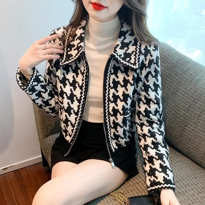 Top Trends: Fashion Loose Lapel Zipper Houndstooth Shirts Women&#039;s Clothing 2023 Autumn Winter Oversized Casual Tops Commuter Blouses Shoppable Styles