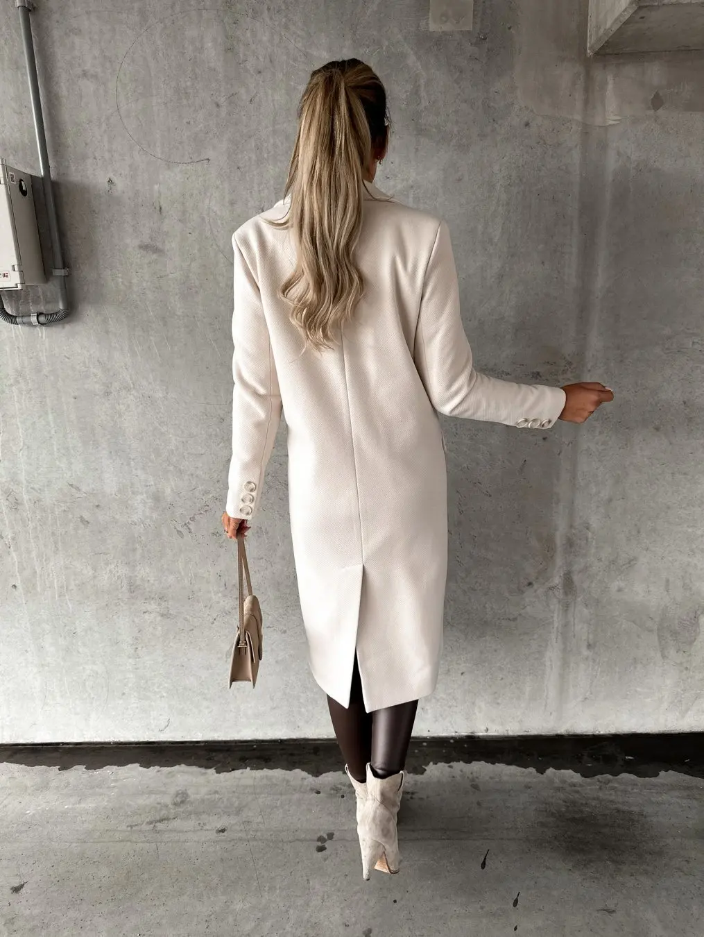 Top Trends: Fashion Simple Long Sleeved Double Row Button Woolen Coat In Autumn And Winter Of 2023 Female Casual Temperament Commuting Style Shoppable Styles - Image 5