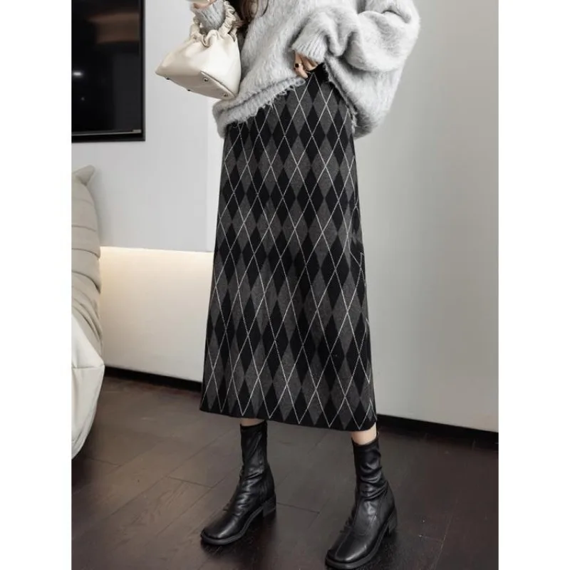 Top Trends: Autumn And Winter Women's High Waist Elastic Patchwork Printing Geometric Knitted Slim Fashion Casual Elegant Commuting Skirts Shoppable Styles