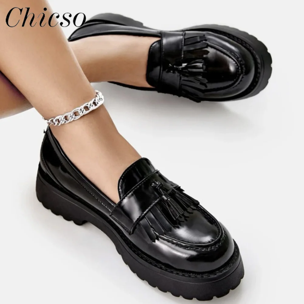 Top Trends: Women Loafers 2024 Spring New Tassel British Style Leather Shoes 35-43 Large-Sized Female Retro Home Office Low Heel Shoes Shoppable Styles