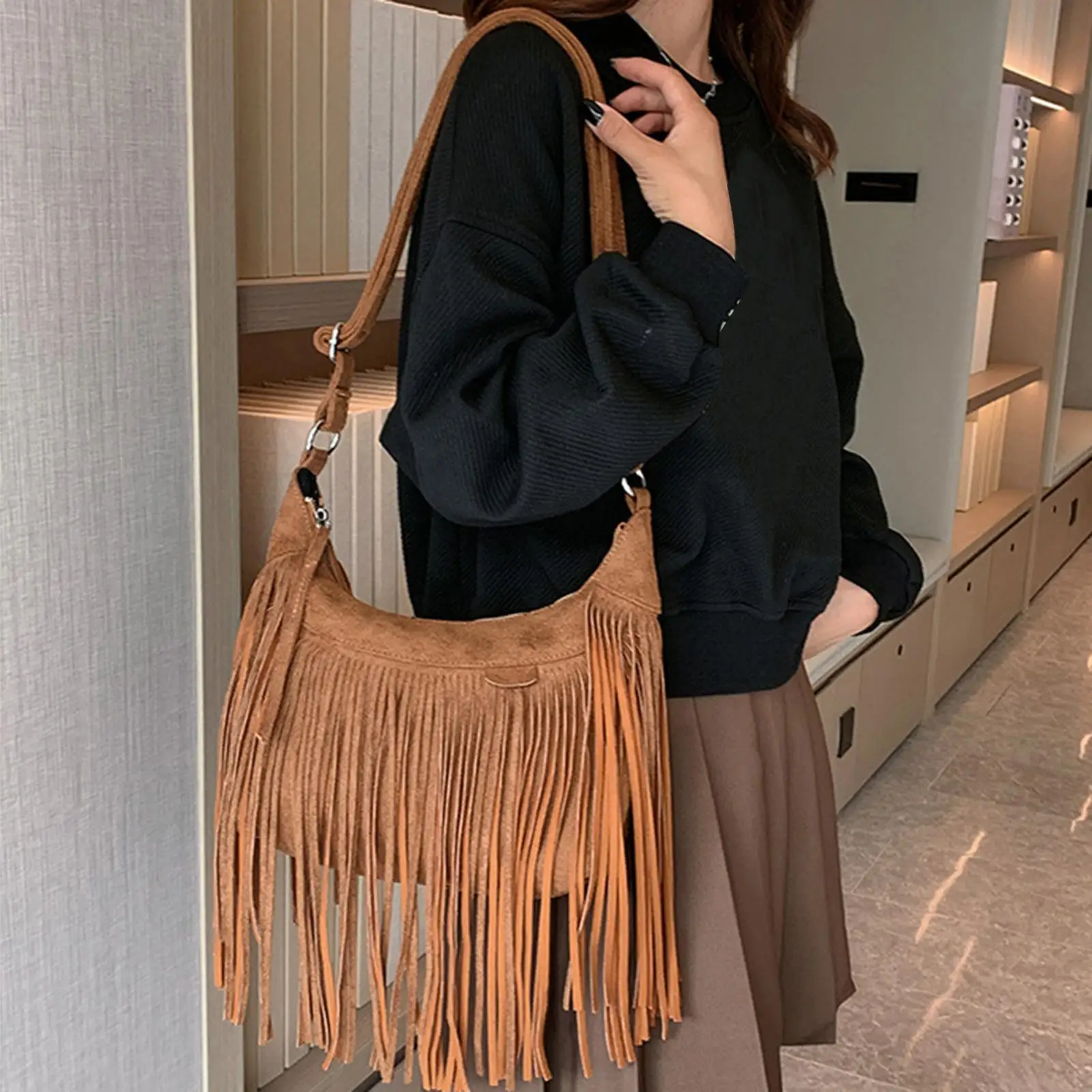 Top Trends: New Women’s Fringed Leather Shoulder Bag Soft Ethnic Style PU Messenger Bag Zipper Large Retro Fringed Handbag Totes Bag Shoppable Styles