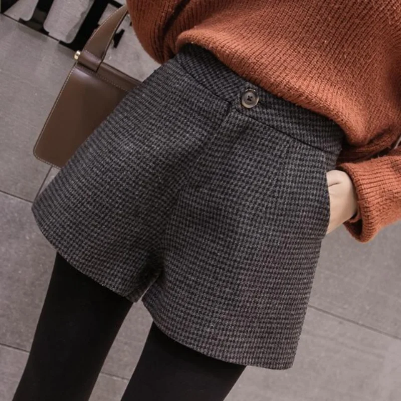 Top Trends: 2023 Autumn High Waist A- Line Wide Leg Shorts Winter Wear Boots Shorts Women Winter Thick Wool Houndstooth Shorts Women's Shoppable Styles