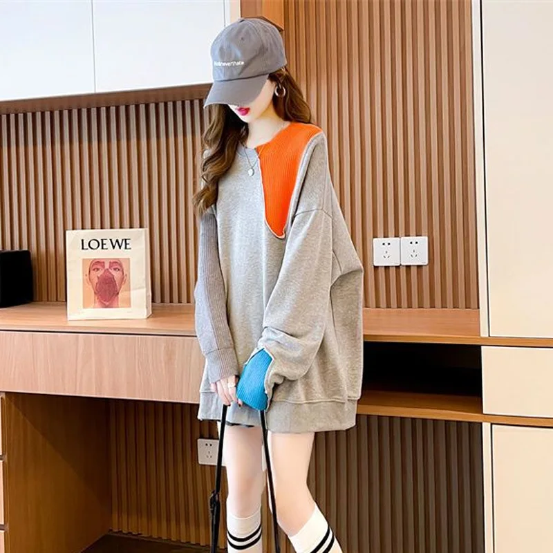 Top Trends: 2023 New Spring And Autumn Fashionable Age Reducing Salt Series Contrast Panel Design Sense For Small Oversize Casual Sweater Shoppable Styles