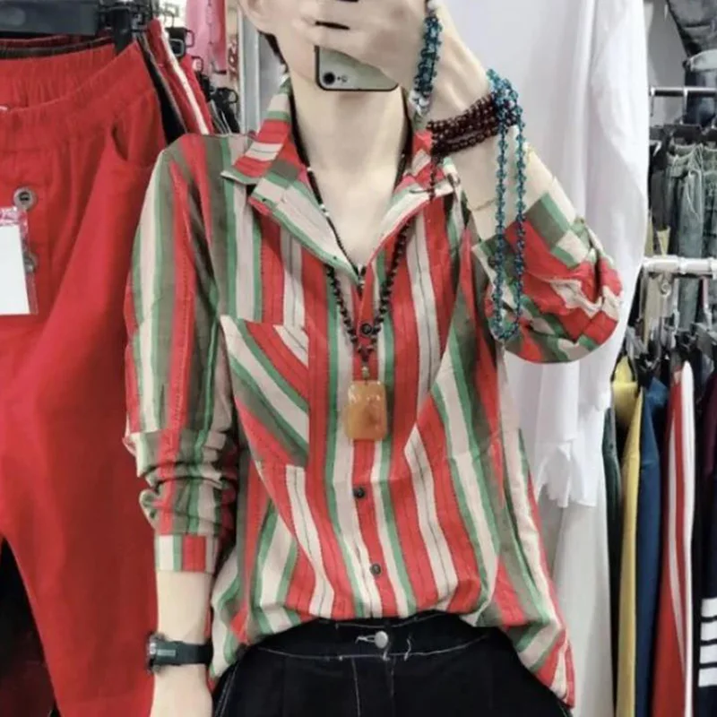 Top Trends: Fashion Lapel Spliced Pockets All-match Striped Shirt Women Clothing 2023 Autumn New Casual Tops Loose Office Lady Blouse Shoppable Styles