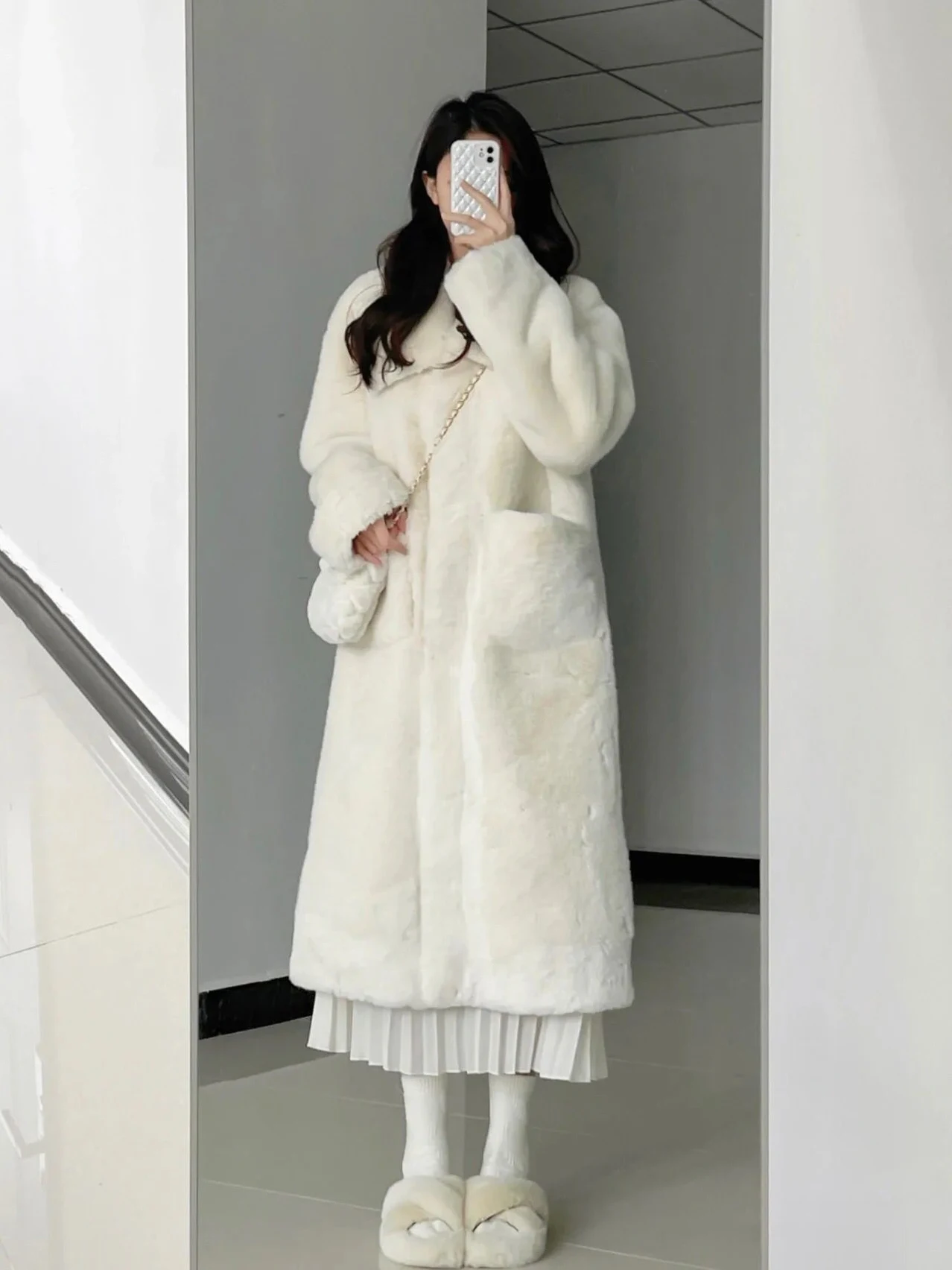 Top Trends: 2022 New Women Winter Faux Fur Coat Long Fur Coats Thick Warm Female Plush Plus Size Loose OverCoat Shoppable Styles - Image 6