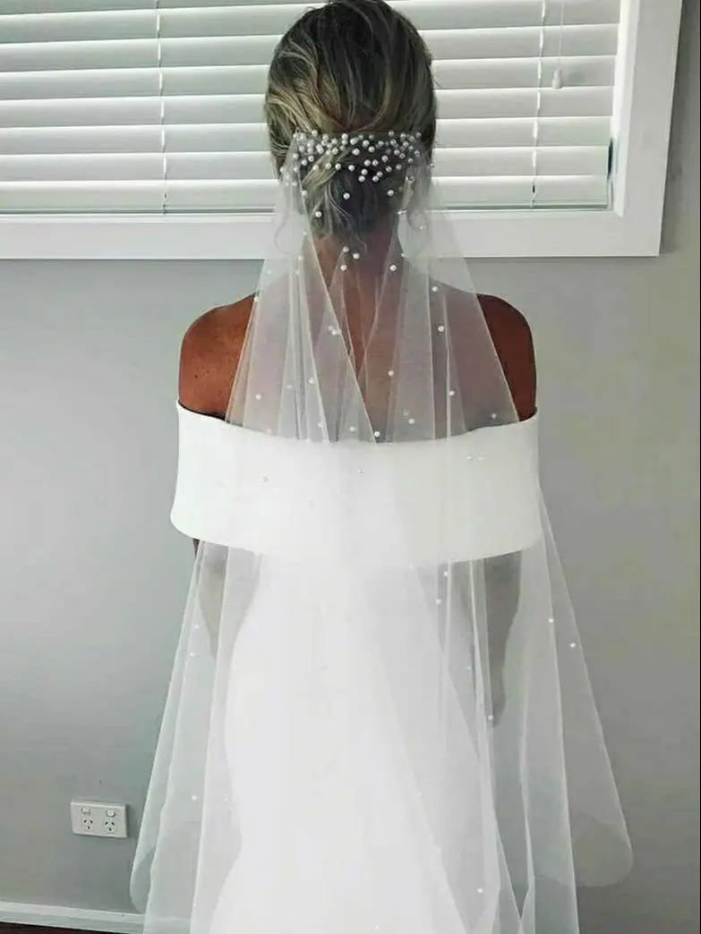 Top Trends: TOPQUEEN Elegant Pearls Bridal Veil Soft 1 Tier Beaded Wedding Veil For Bride Simple Cathedral Length Veils With Comb V180 Shoppable Styles