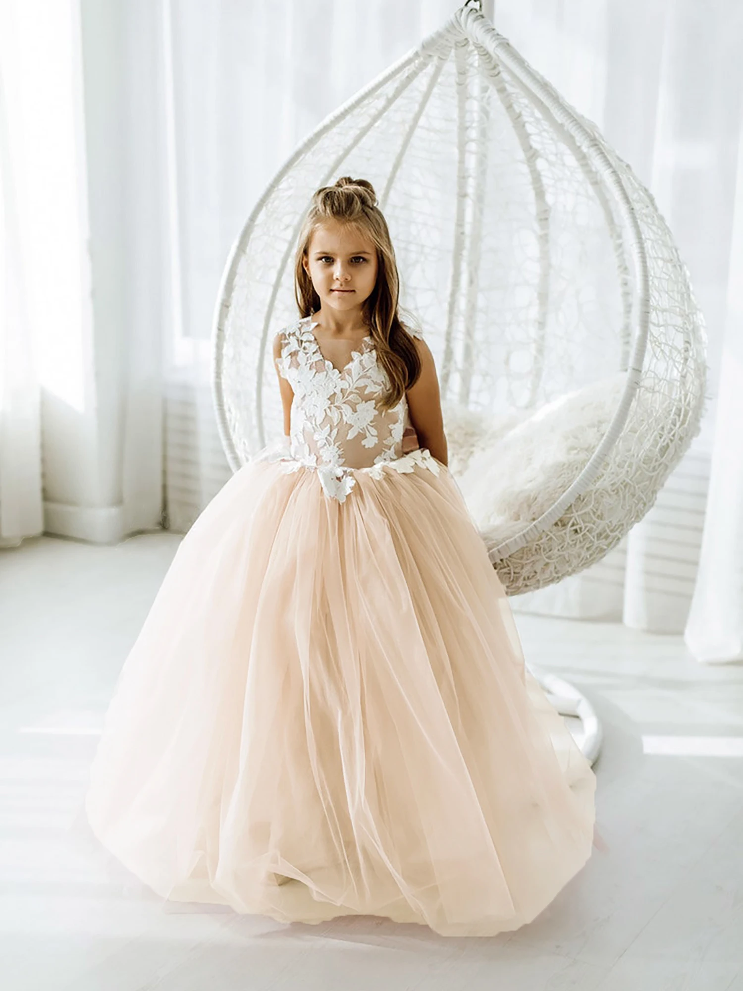 Top Trends: Lovely Kid Lace Ball Gown Flower Girl Dresses 2024 Bow Tie Back Tulle Princess Vestidos Para Niñas Party Dress For Wedding Shoppable Styles - Image 3