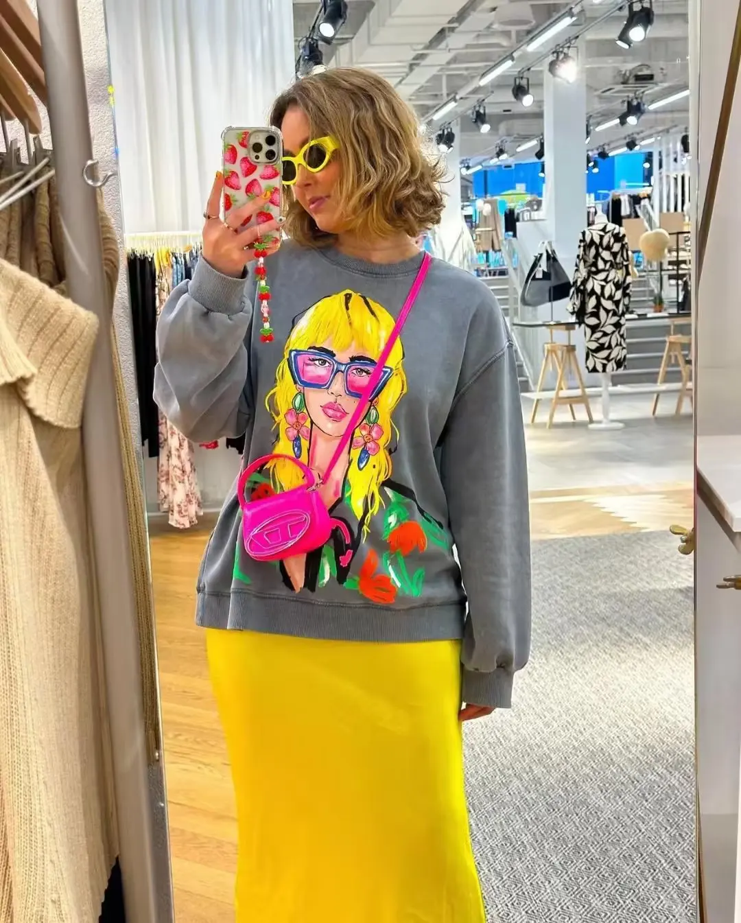 Top Trends: Cartoon Contrast Printed Sweatshirts Women Loose O-neck Long Sleeve Pullovers Female 2023 Autumn Fashion Casual Ladies Top Shoppable Styles