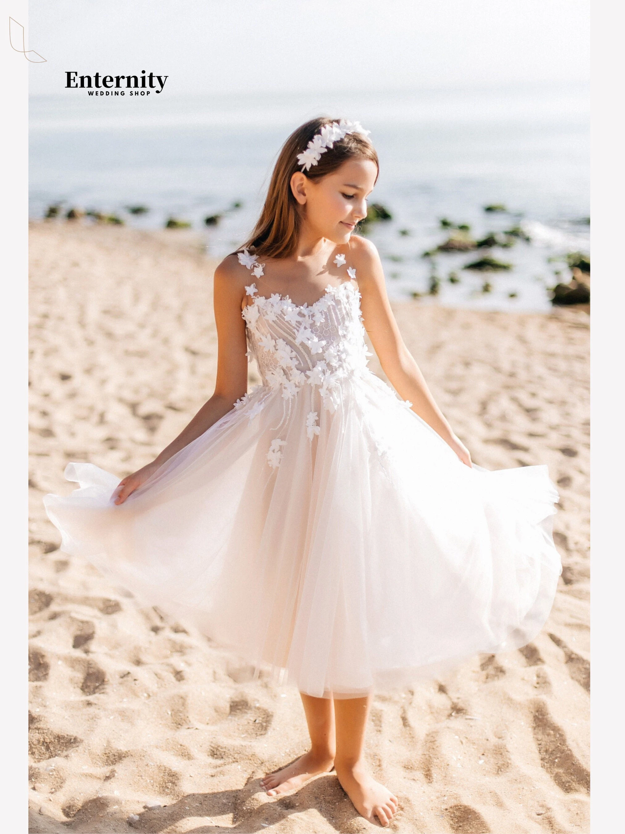 Top Trends: Boho Flower Girl Sweetheart A Line Wedding Party Dress Ivory Sleeveless Birthday Party Knee Length First Communion Dress Shoppable Styles