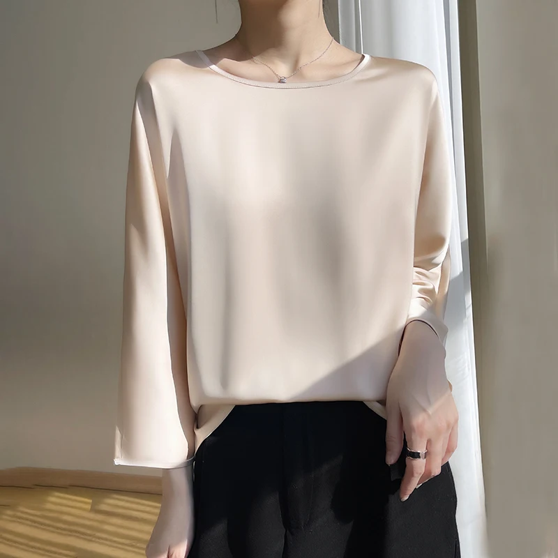 Top Trends: 2023 Spring / Summer New Round Neck 3 / 4 Sleeve Clean Face Loose High Grade Draping Silk Smooth Satin T-shirt Women's Top Shoppable Styles