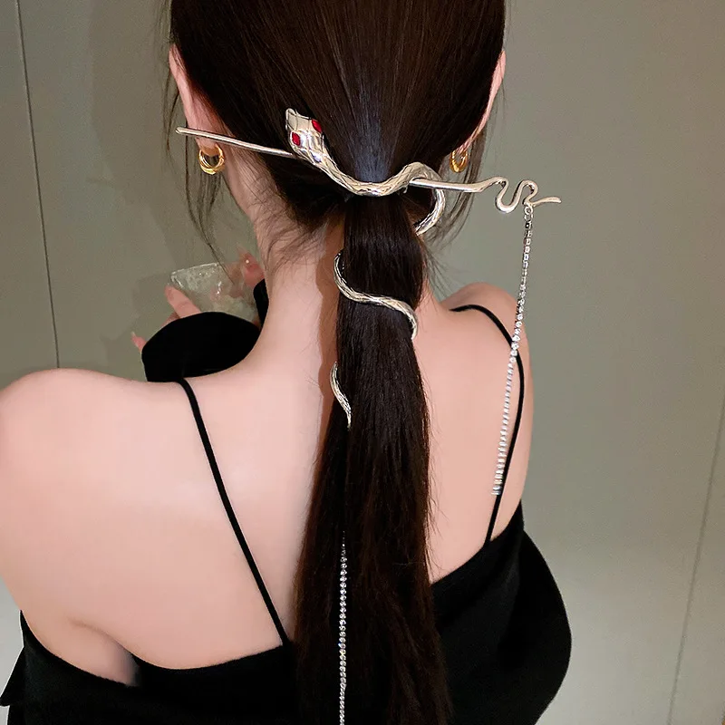 Top Trends: 2023 New Snake Shaped Diamond Tassel Hairpin, Snake Hair Needle, Simple Chain Tassel Hair, Women's Fashion Hair Accessories Shoppable Styles