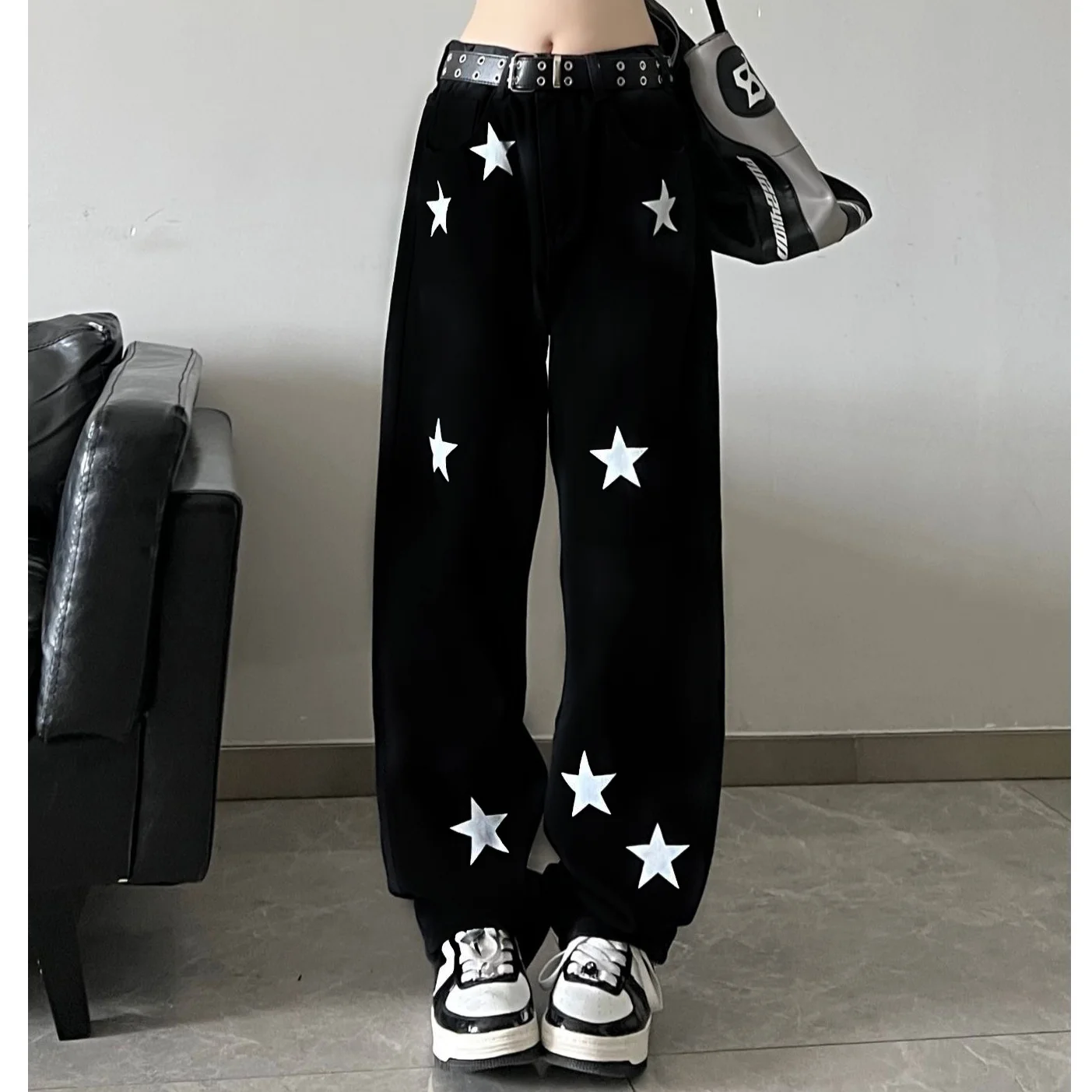 Top Trends: Streetwear Fashion Women Kawaii Jeans Spring Autumn New High Street Star Little Bear Casual High Waist All-match Loose Trousers Shoppable Styles - Image 6