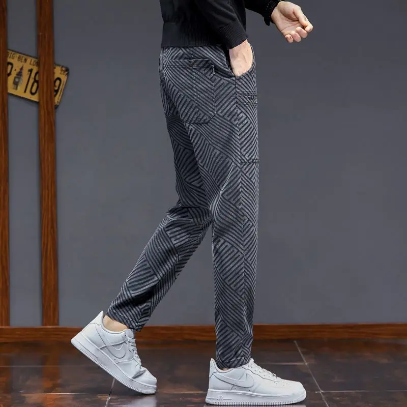 Top Trends: Jeans Men's Sweatpants Y2k Cargo Pants Hip Hop Casual Luxury Designer Clothing New Vintage Shoppable Styles - Image 4