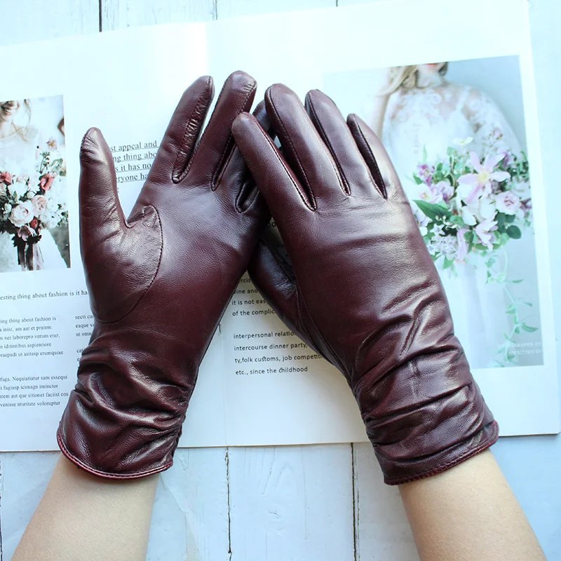 Top Trends: Sheepskin Leather Gloves Women&#039;s Fashion Elastic Style Velvet Lining To Keep Warm In Autumn And Winter Retro Color Points Shoppable Styles